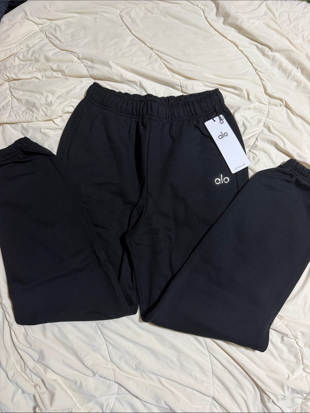 Alo yoga black accolade sweatpant small